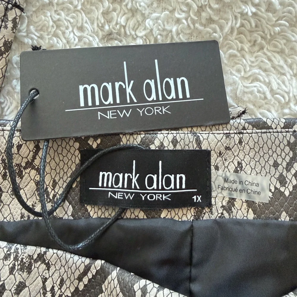 Mark Alan Snakeskin Print Skirt